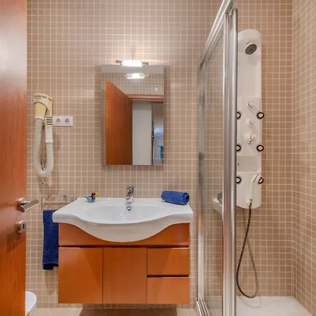 Ismay By Interhome * تافيرا